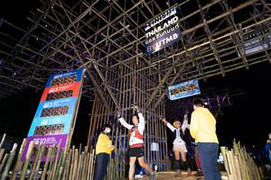 BIB: 912, 2021, 002
                            <button type="button" onclick="openModal(15981282)" class="btn btn-primary btn-sm float-right btn-popup" data-toggle="modal" data-target=".modal-high-quality">
                        <i class="fas fa-shopping-cart"></i> Add to Cart
                    </button>
                                            <button type="button" onclick="isThisMe(15981282, true)" class="btn btn-success btn-sm float-right btn-popup btn-isme hidden" data-toggle="tooltip" data-placement="bottom" title="นี่คือรูปของคุณใช่ไหม คลิกที่นี่เพื่อเอาเข้าอัลบั้ม">
                        <i class="fas fa-plus"></i> Add to album
                    </button>
                    <button type="button" onclick="isThisMe(15981282, false)" class="btn btn-warning btn-sm float-right btn-popup btn-isnotme hidden">
                        <i class="fas fa-ban"></i> Remove from album
                    </button>